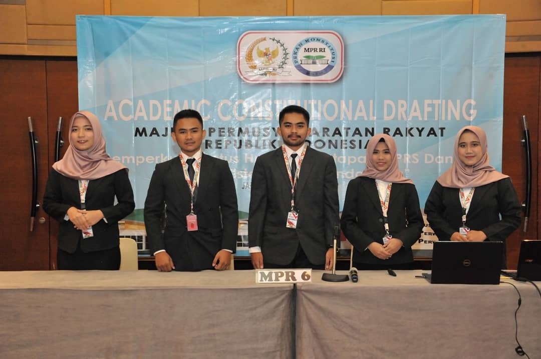 Mahasiswa FH Untirta Raih Juara 2 Naskah Terbaik Nasional Pekan Konstitusi MPR RI Tahun 2019