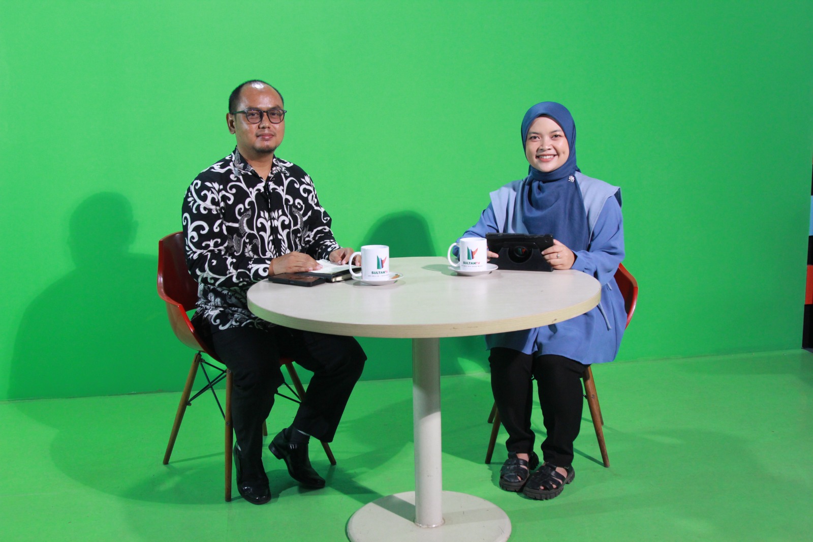 Dekan FH Untirta Menjadi Narasumber Talkshow Sultan TV