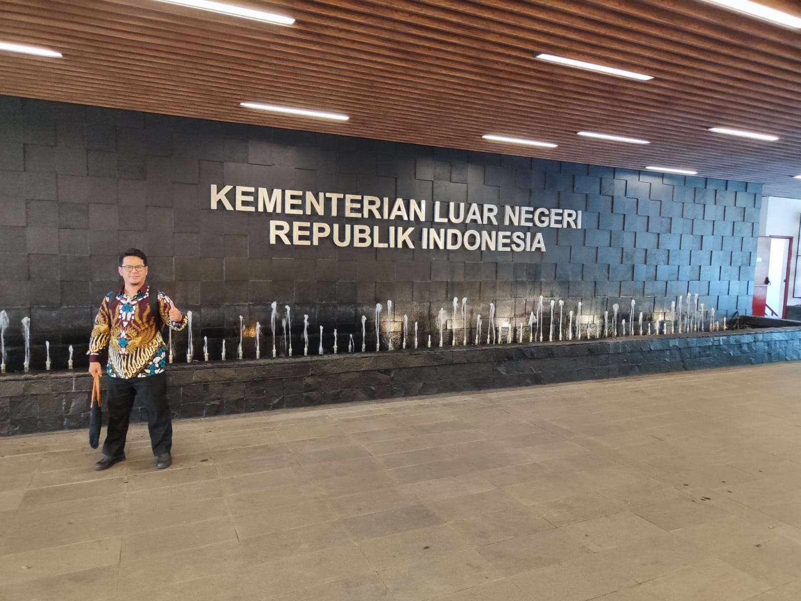 Dosen Bidang Hukum Internasional Menjadi Peserta pada Konferensi Nasional di Kementerian Luar Negeri